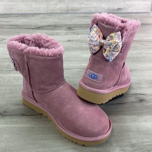 Best 25+ Deals for Pink Uggs With Bows 